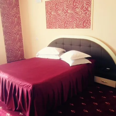 Kleyn Hotel 3*