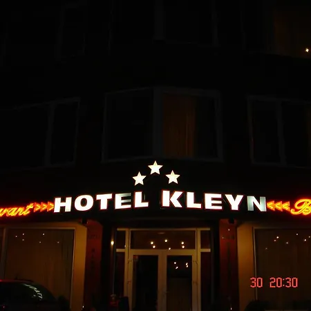 Kleyn 3*
